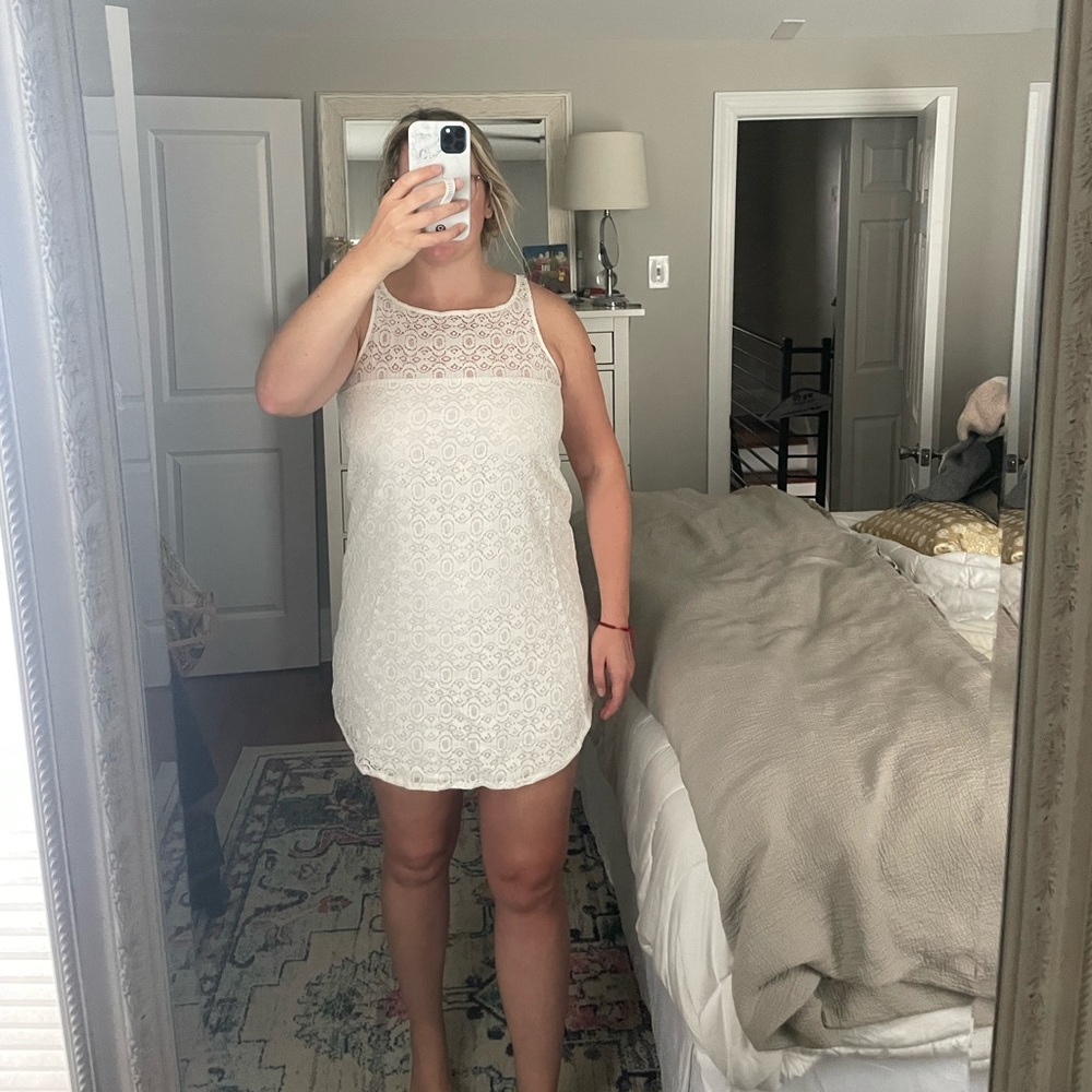 BB Dakota cream lace dress